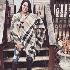 Meet your Posher, Jessica